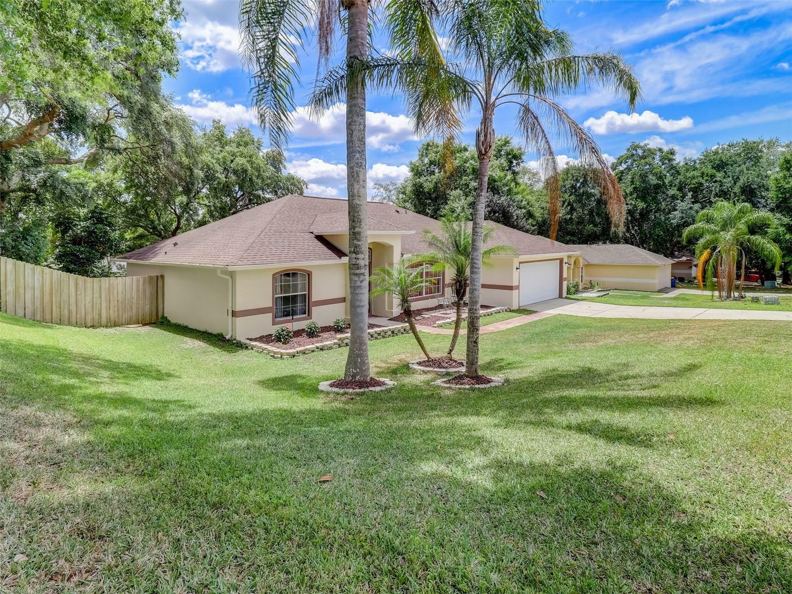 Property Photo:  1336 Rain Forest Lane  FL 34715 