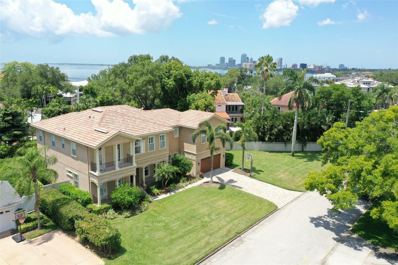 Property Photo:  131 Miramar Boulevard NE  FL 33704 