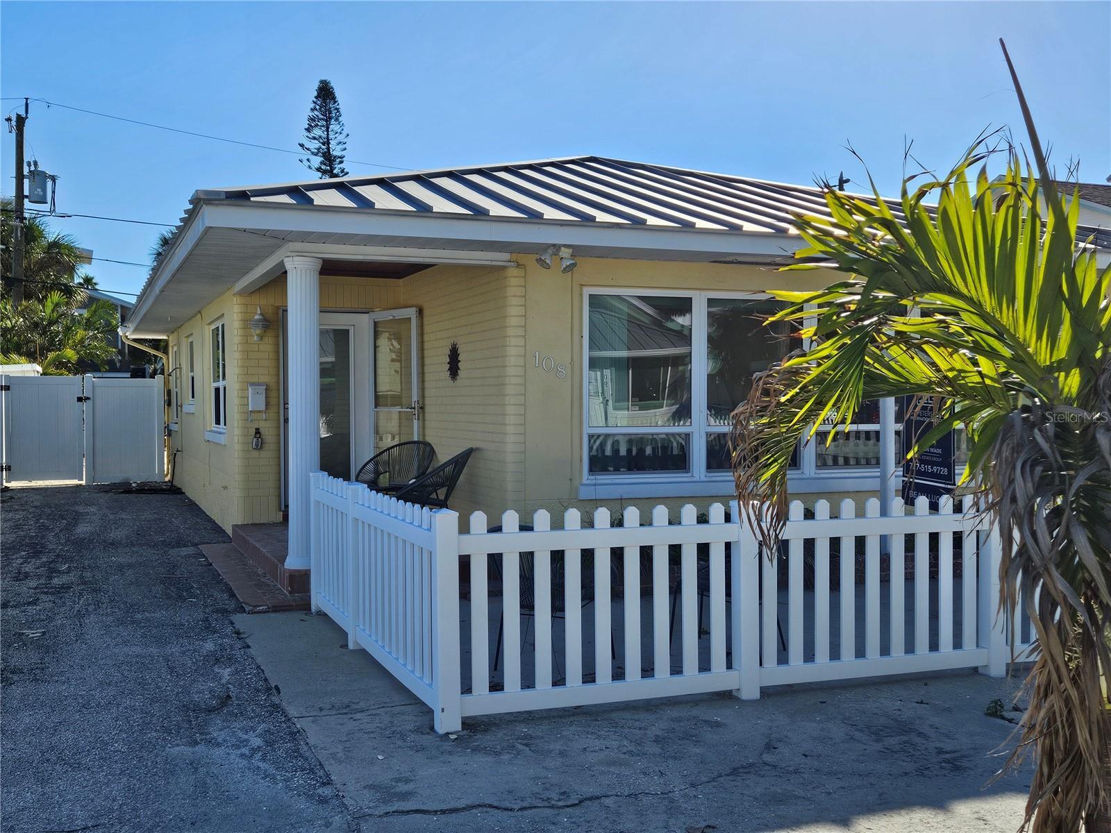 Property Photo: 108 11th Avenue FL 33706