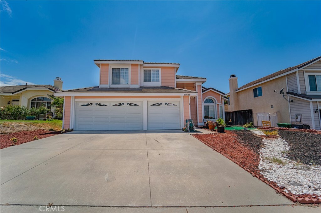 Property Photo: 22569 Southwalk Street CA 92553