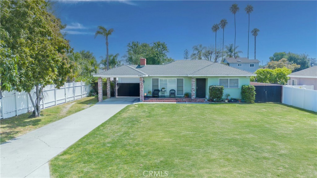 Property Photo:  9304 Sunglow Street  CA 90660 