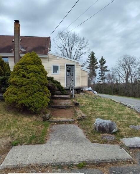 Property Photo:  31 Red Barn Road  ME 04957 