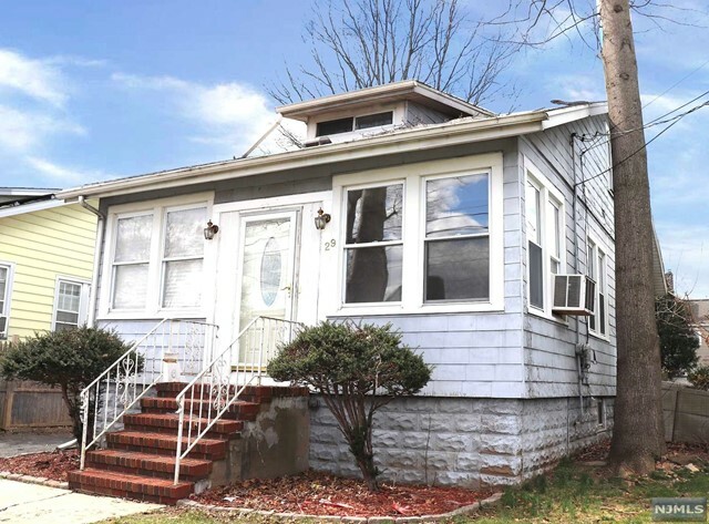 Property Photo:  29 Ligham Street  NJ 07109 