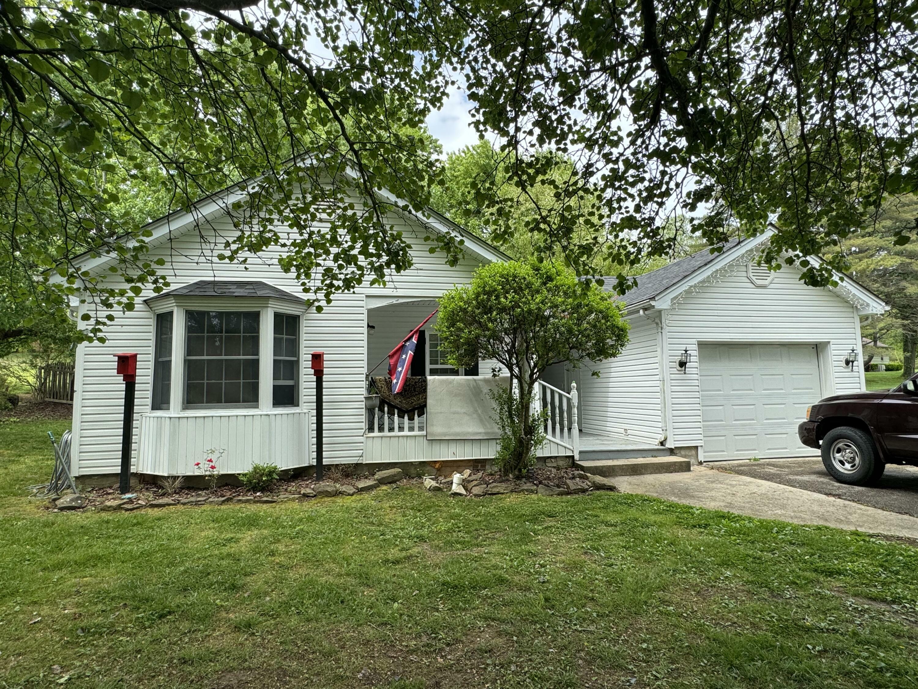 Property Photo:  805 West W 5th Street  KY 40741 