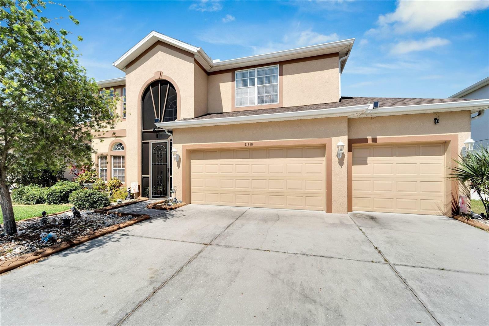 Property Photo:  11410 Newgate Crest Drive  FL 33579 