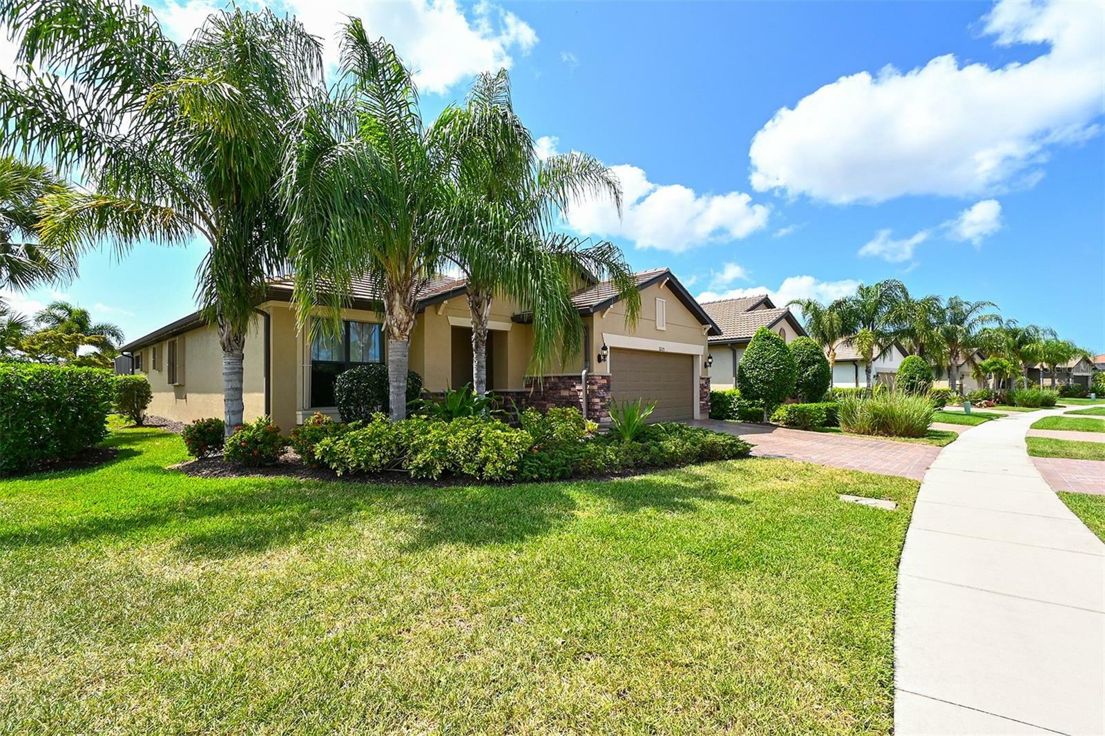 Property Photo:  11225 Sandhill Preserve Drive  FL 34238 