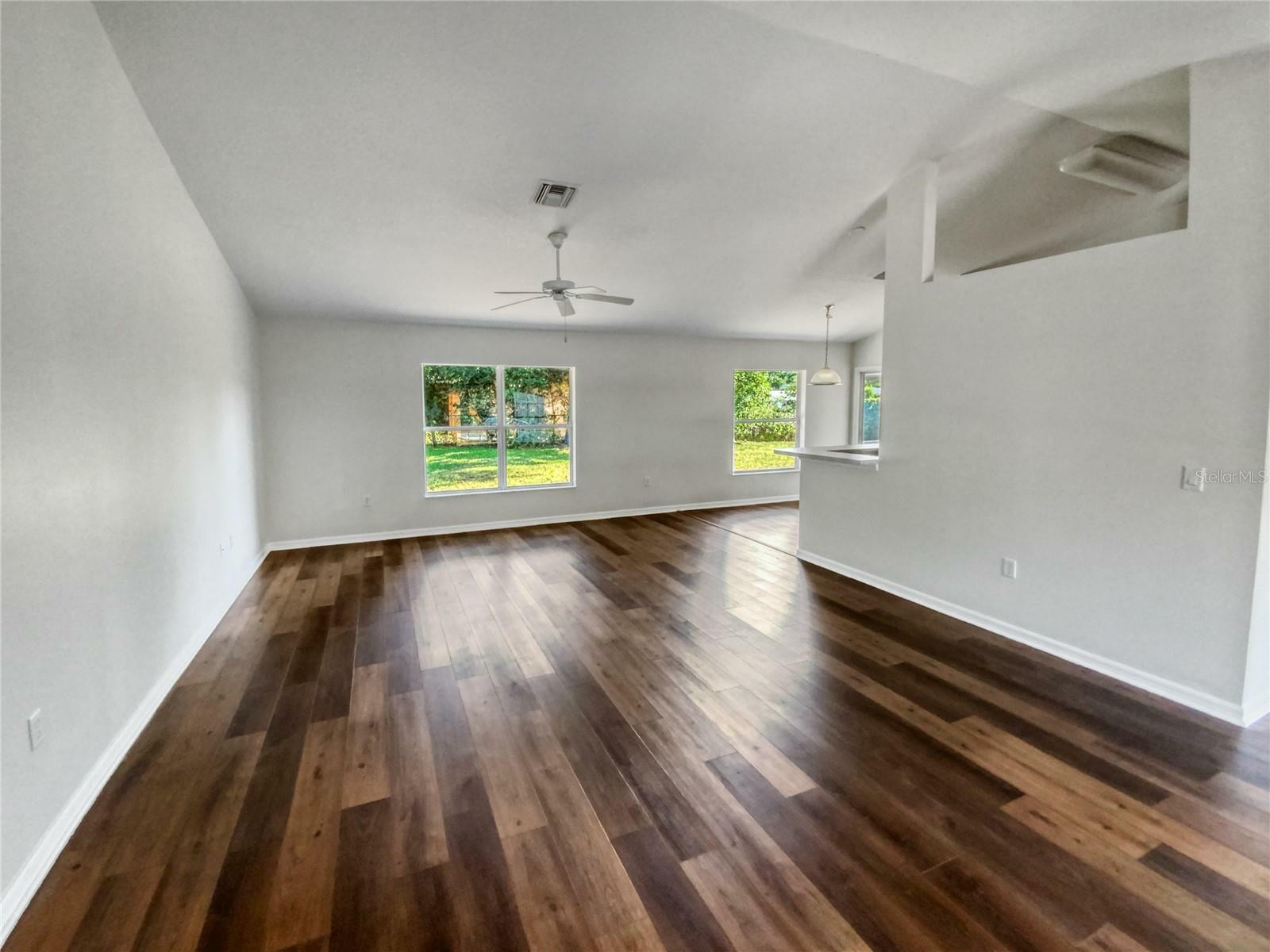 Property Photo:  1164 Larkin Road  FL 34608 