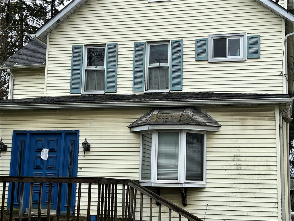 900 W 4th Ave  Derry PA 15627 photo