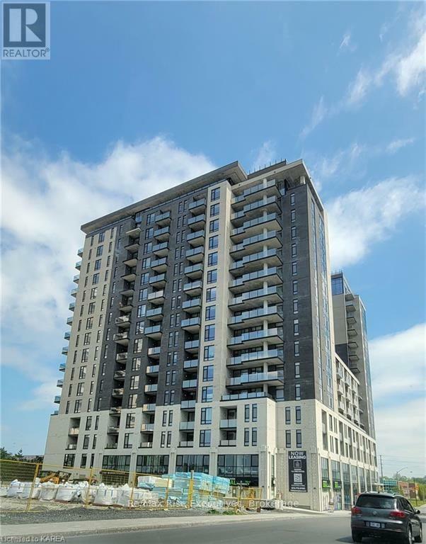 150 Marketplace Avenue 503  Barrhaven (7709 - Barrhaven - Strandherd) ON K2J 6V2 photo