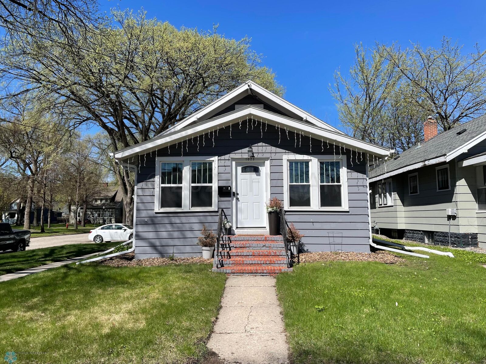 Property Photo:  1023 5 Street S  ND 58103 