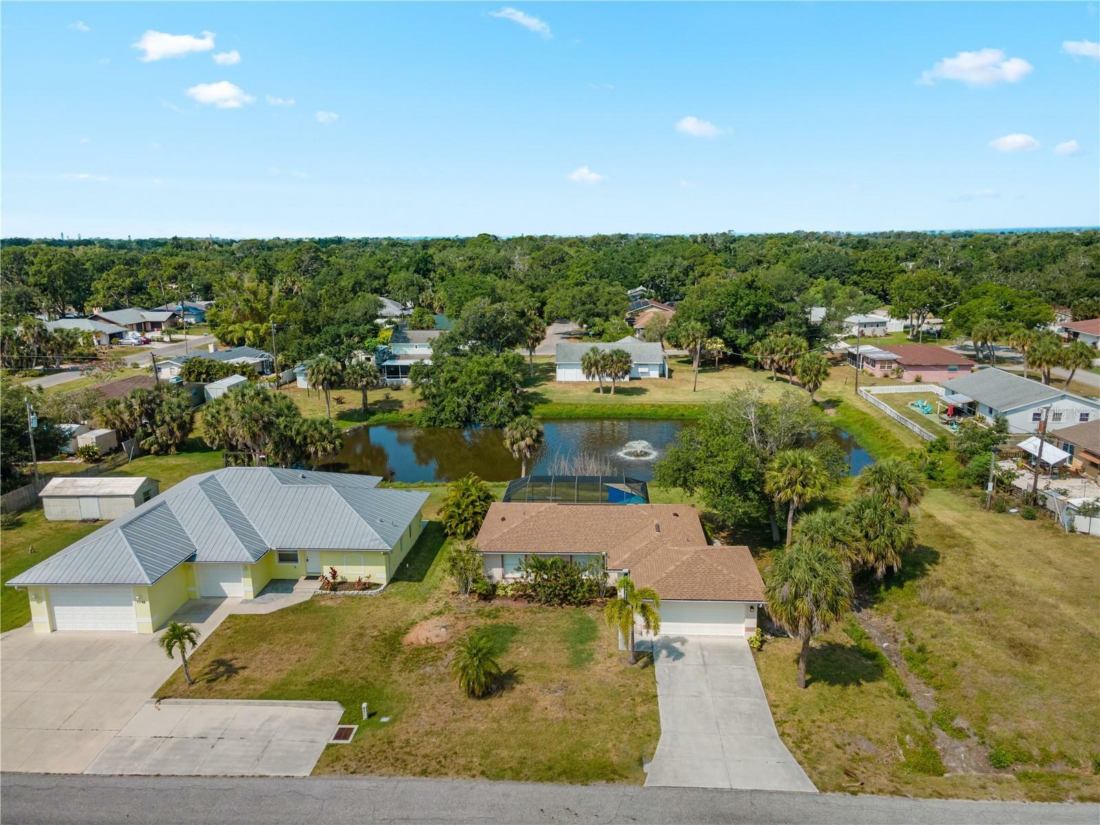 Property Photo:  2240 Gentian Road  FL 34293 