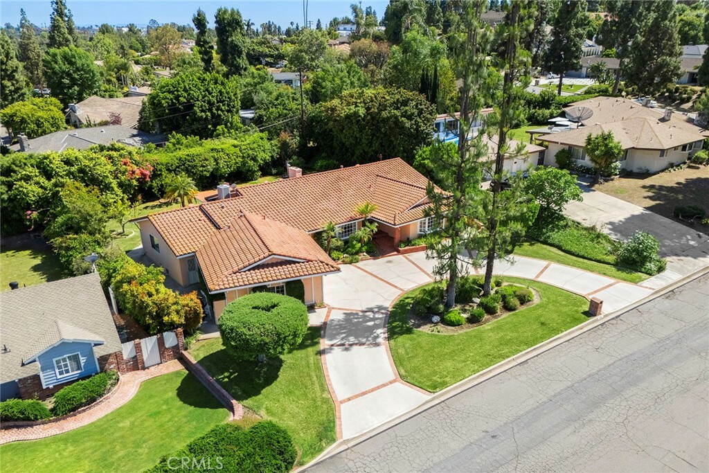 Property Photo:  506 Lakeside Drive  CA 92835 