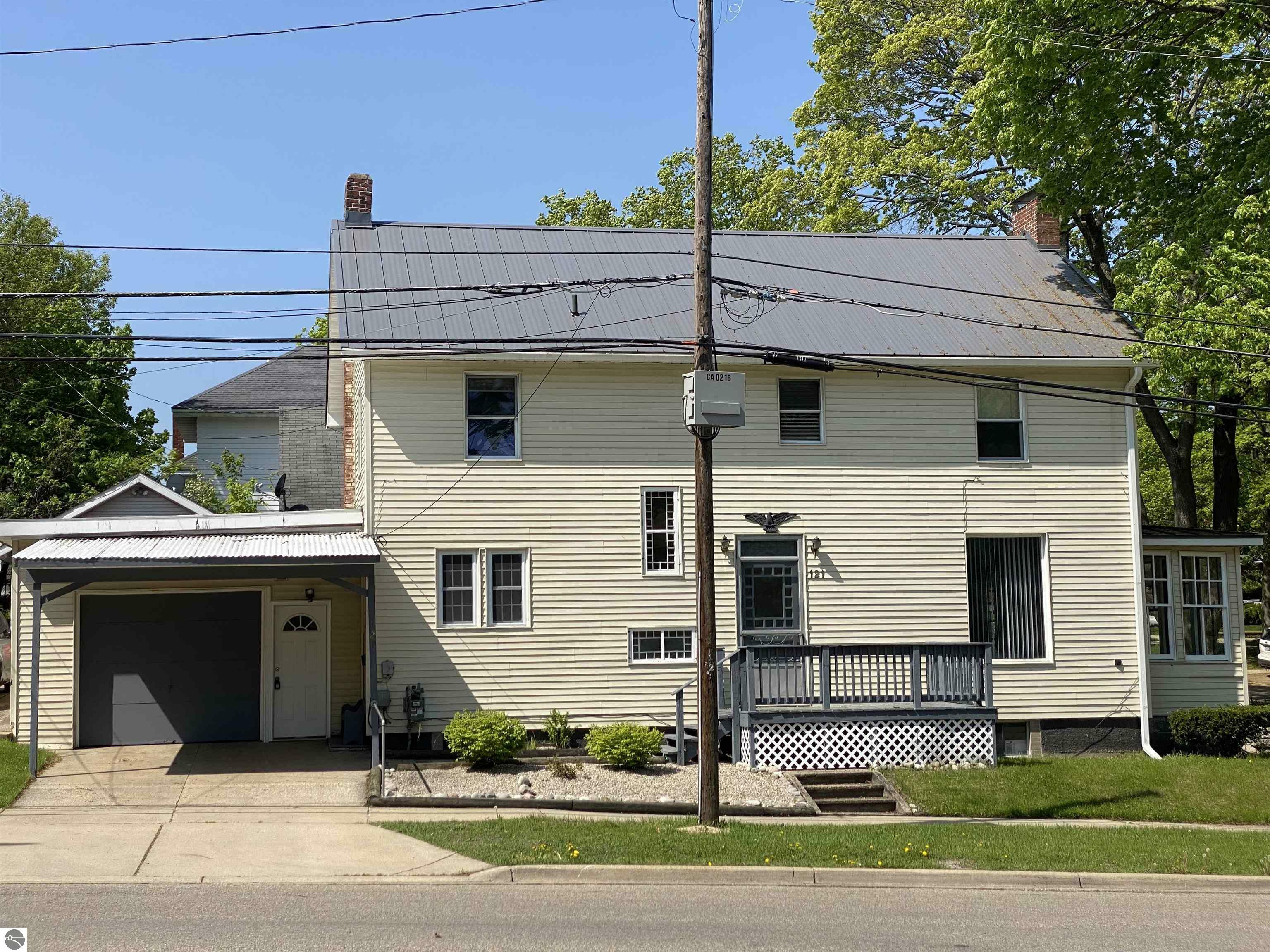 Property Photo:  121 N Park Street  MI 49601 