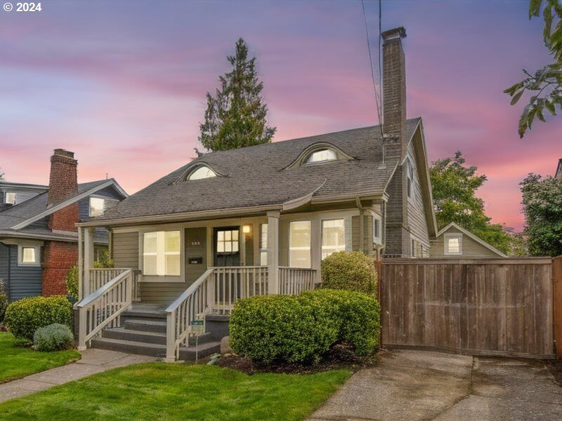 Property Photo: 3542 NE 68th Ave OR 97213