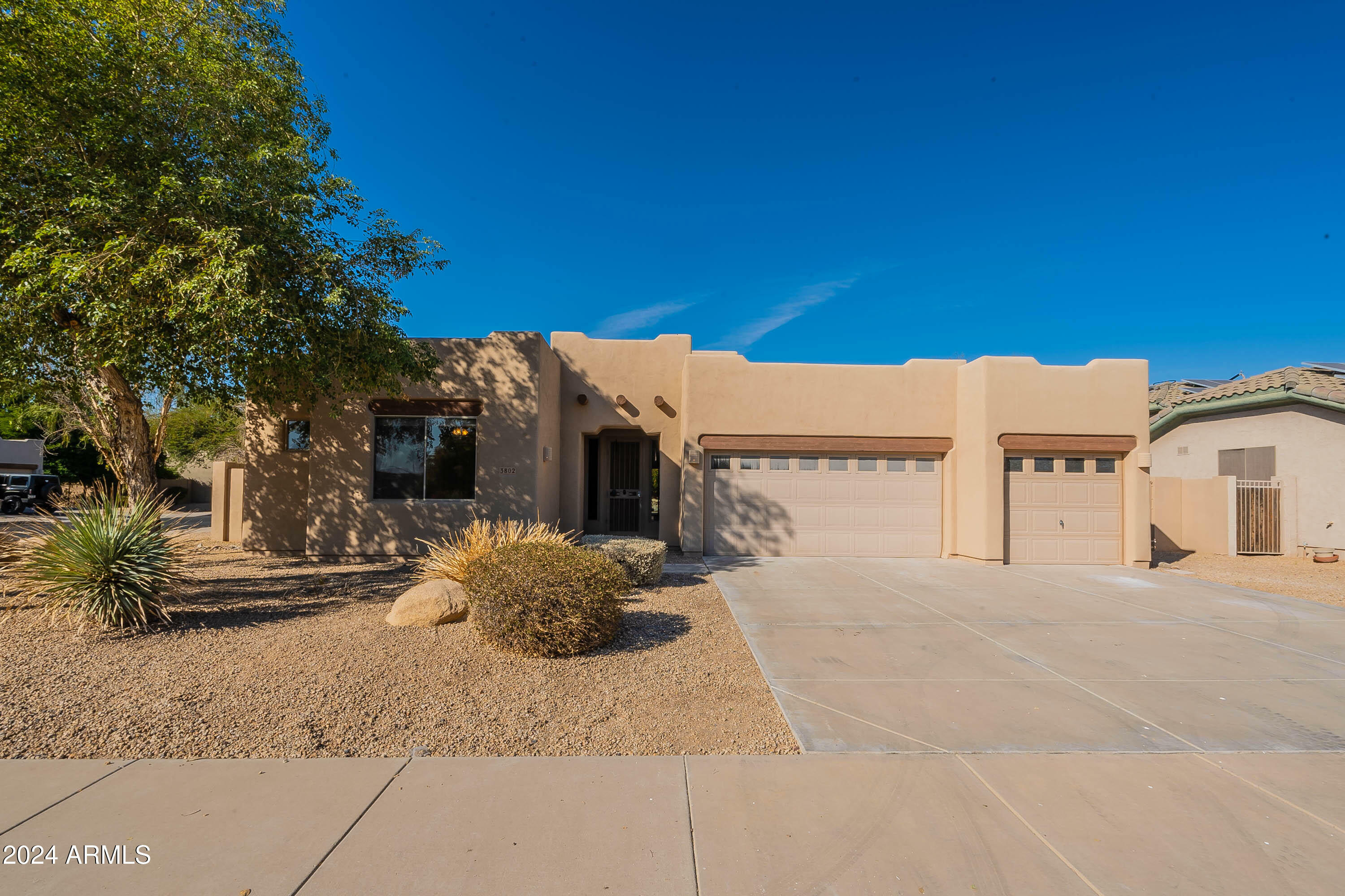 Property Photo:  3802 N 147th Drive  AZ 85395 