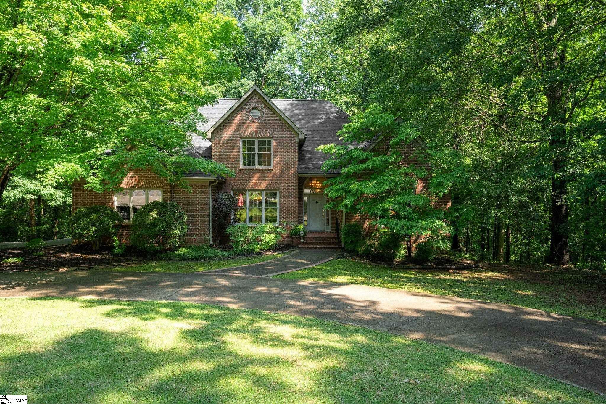 Property Photo:  41 Farringdon Drive  SC 29615 