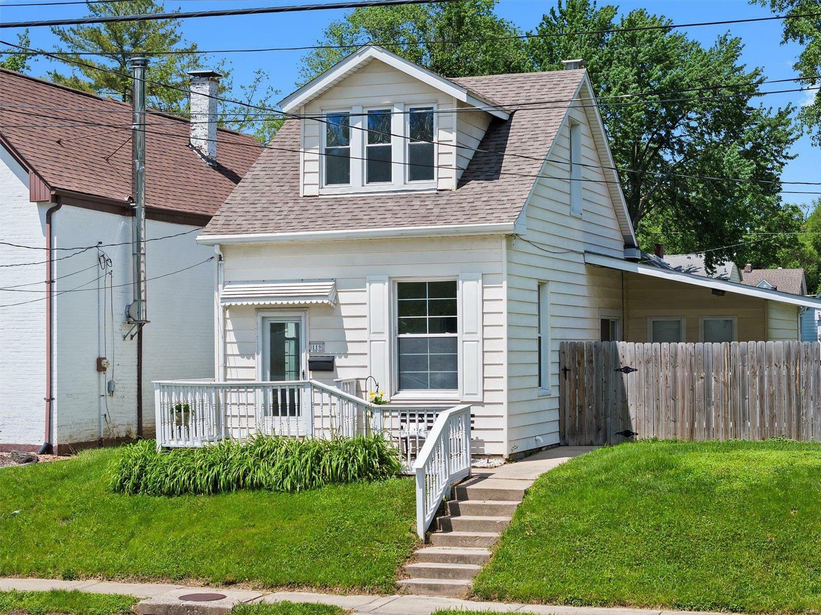 Property Photo:  119 Gilbert Street  IL 62226 