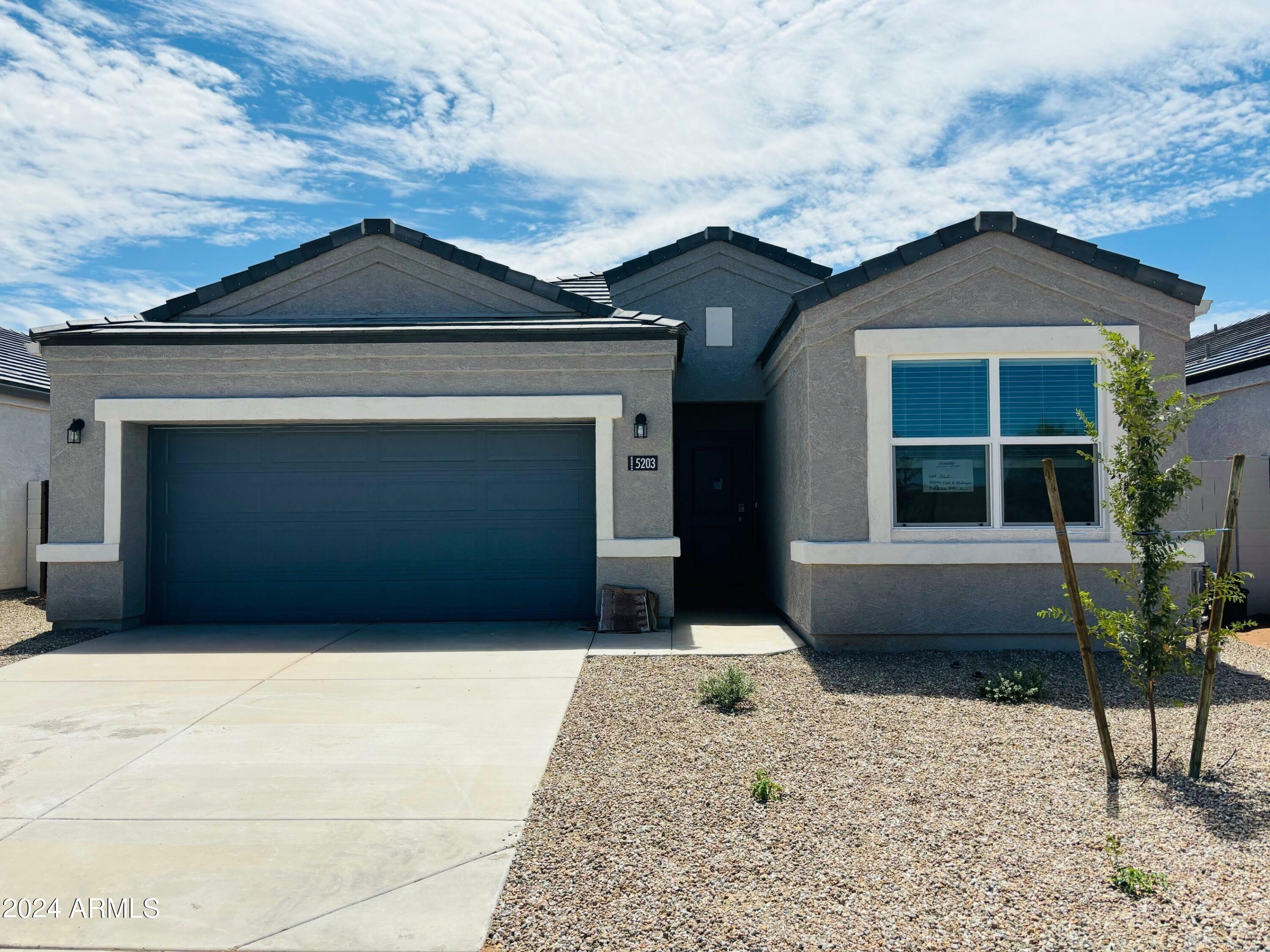 Property Photo:  5203 E Midnight Star Drive  AZ 85143 