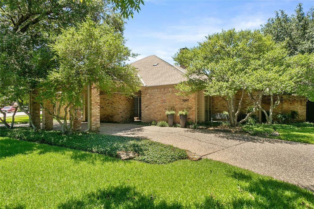 Property Photo:  11207 Saint Judes Drive  TX 75230 