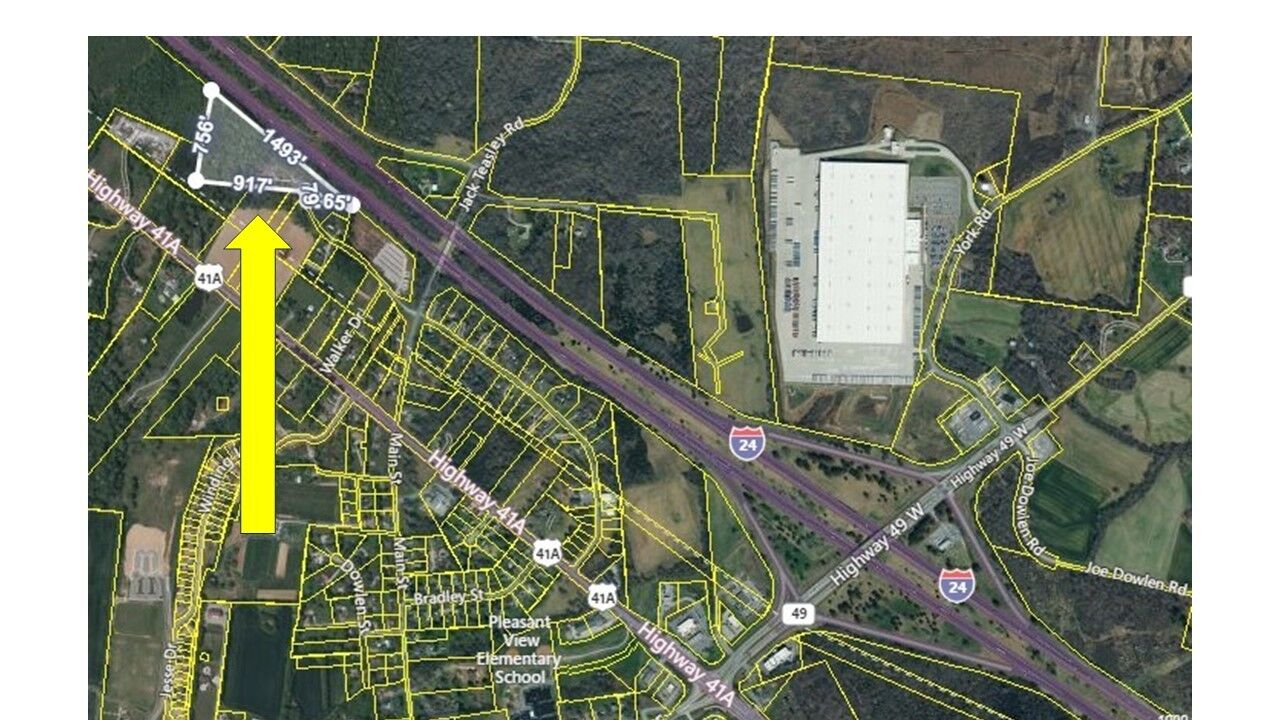 Property Photo:  2126 Old Chamblis Rd  TN 37146 