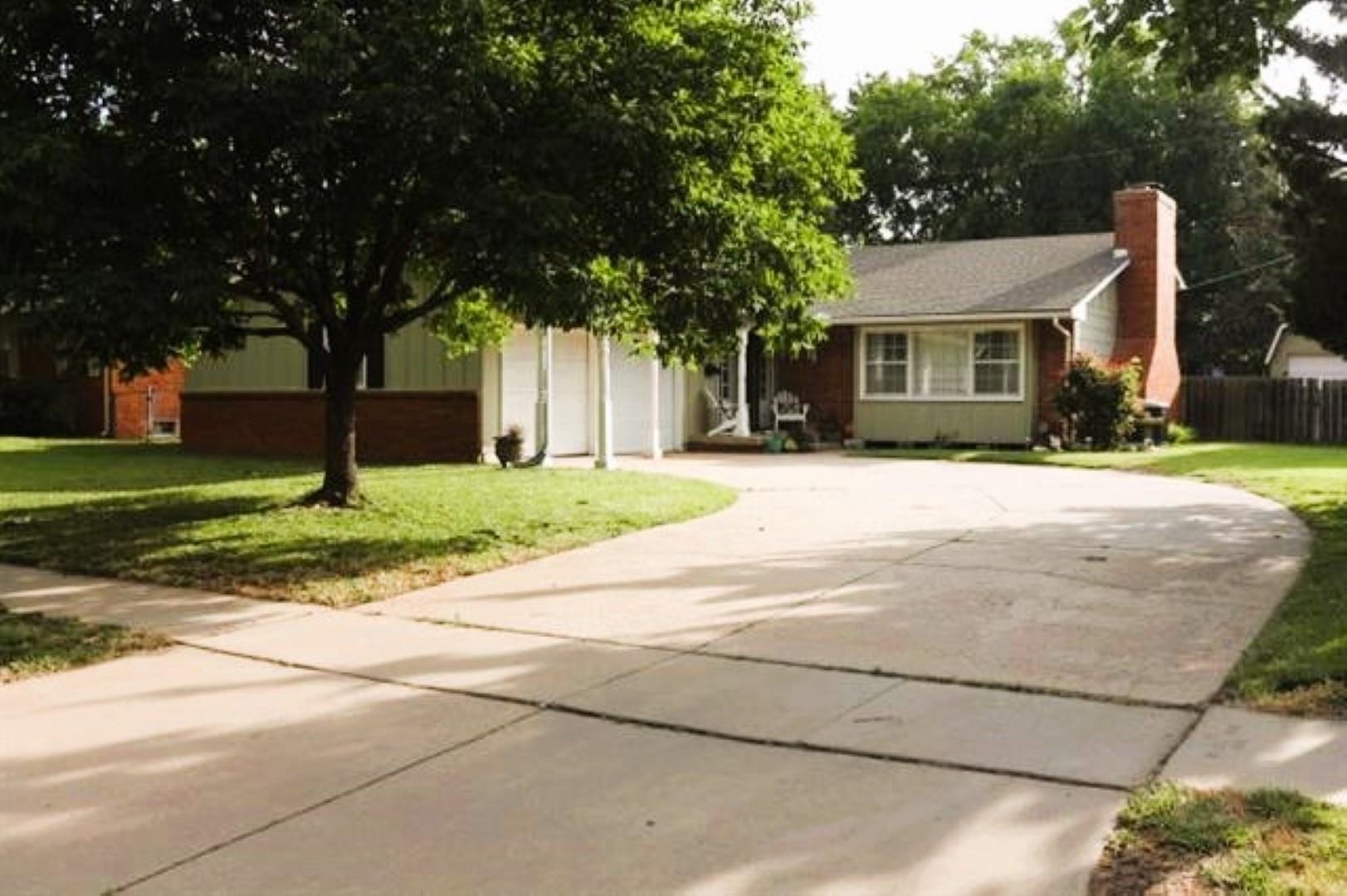 Property Photo:  1140 N Waddington Ave  KS 67212 