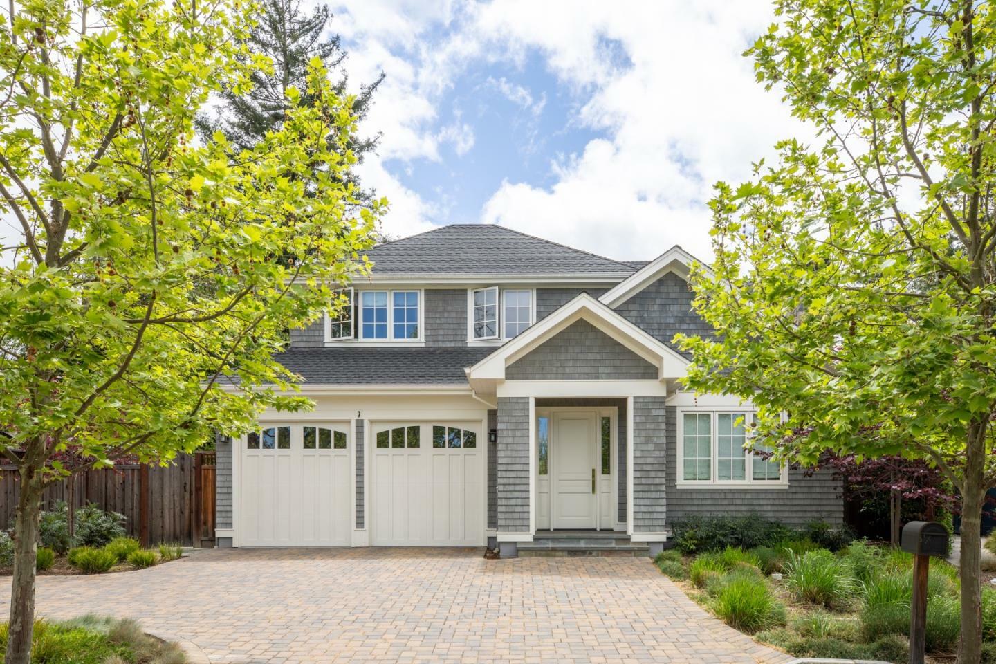 Property Photo: 7 Ariana Lane CA 94061