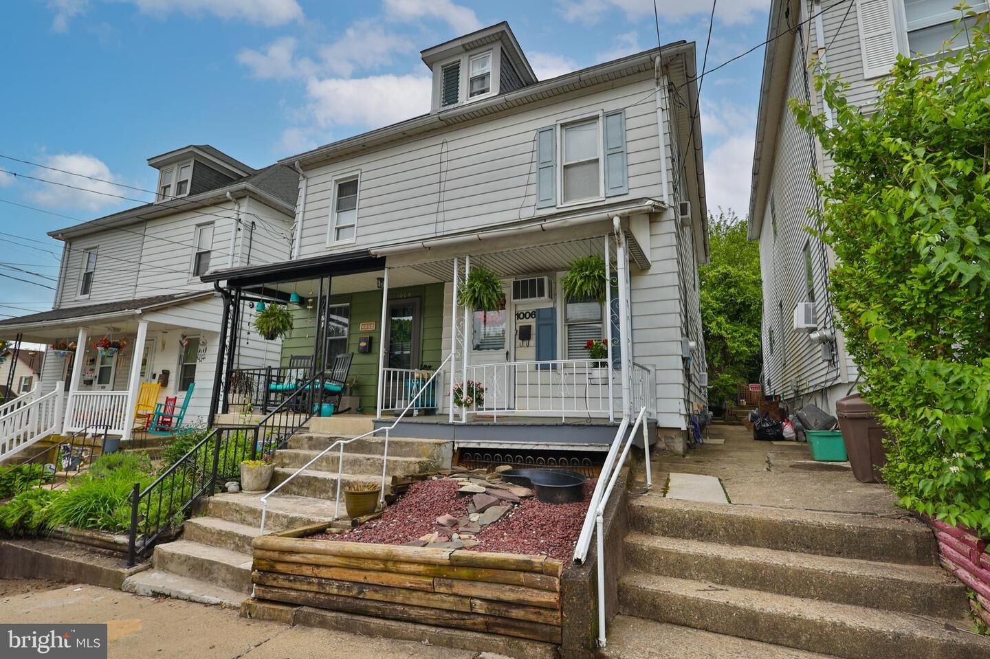 Property Photo:  1006 Center Street  PA 18042 