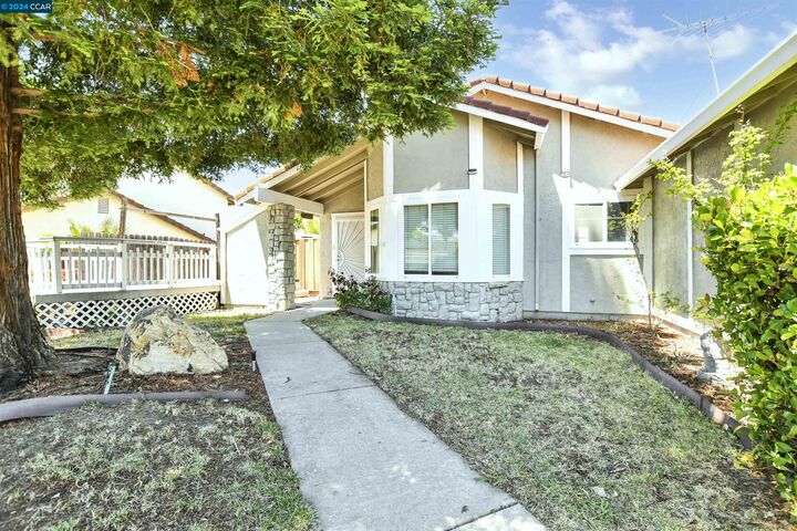 House for sale in Antioch 2645 Asilomar Dr, Antioch, CA 94531