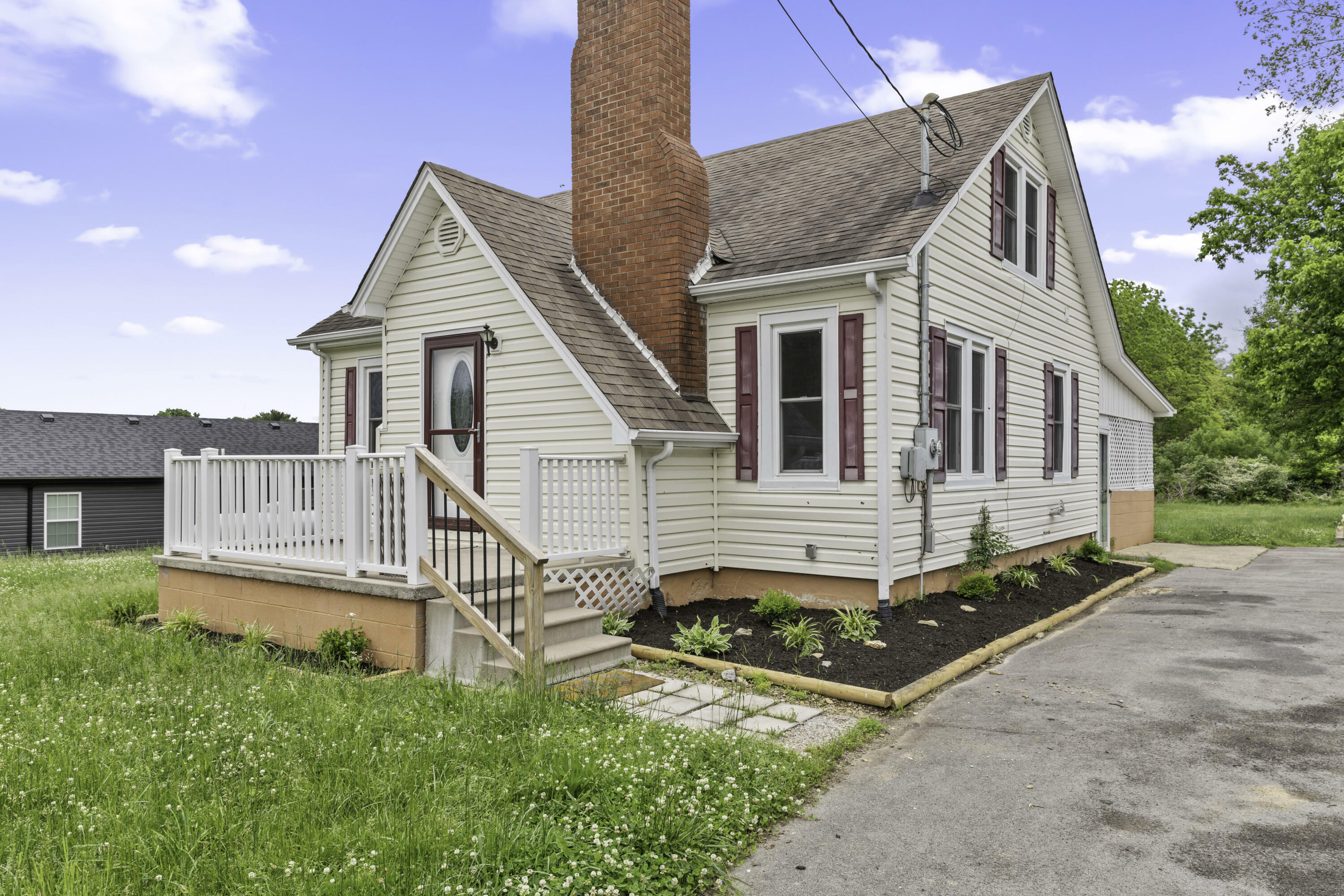 Property Photo:  174 Main Street  KY 42642 