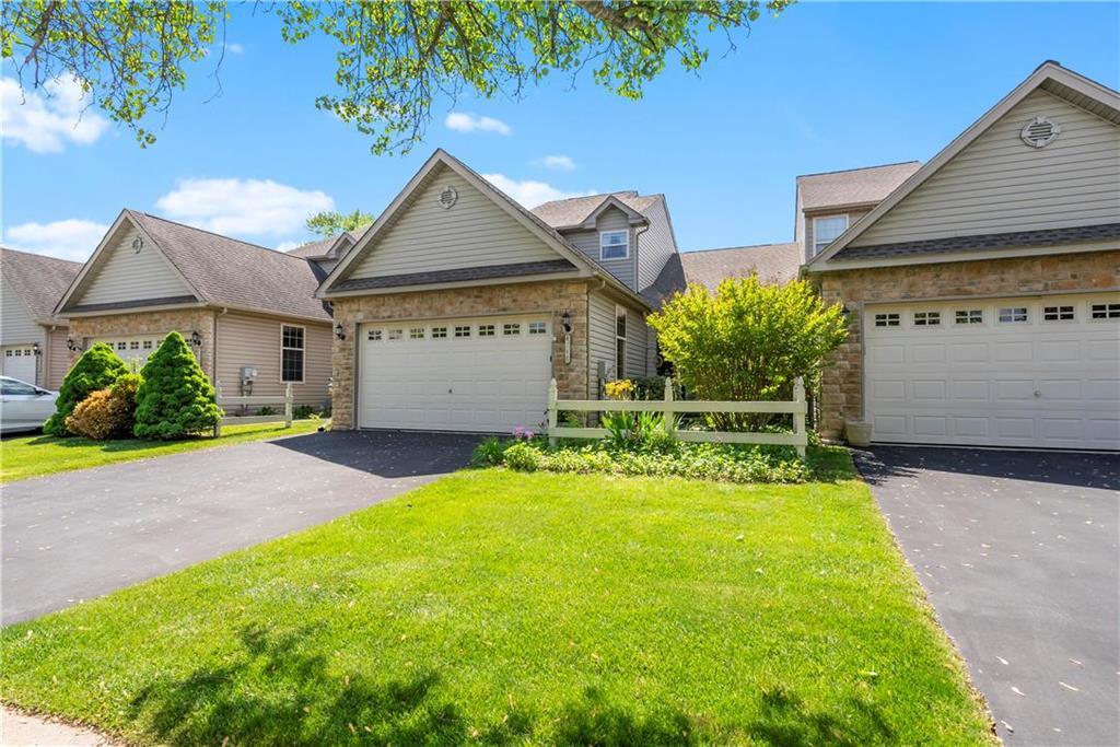 4748 Friedens Lane  Upper Saucon Twp PA 18034 photo