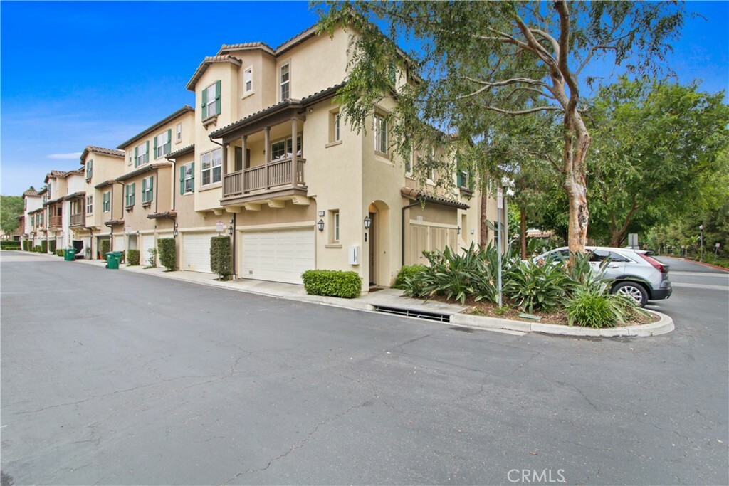 Property Photo:  58 Dovetail  CA 92603 