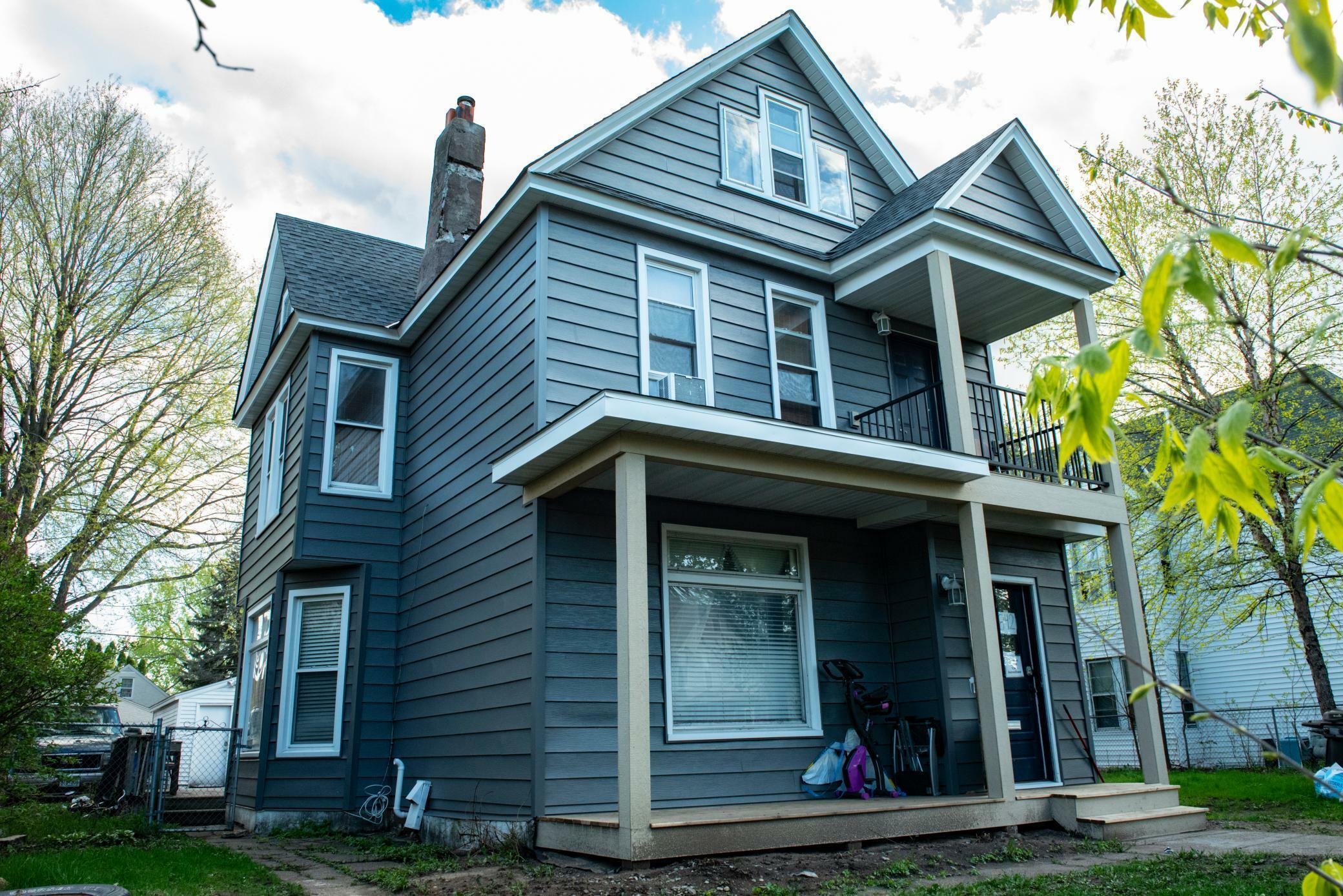 Property Photo:  842 Edmund Avenue  MN 55104 