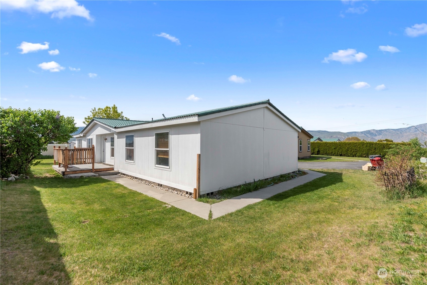 Property Photo: 535 Morning View Circle WA 98802