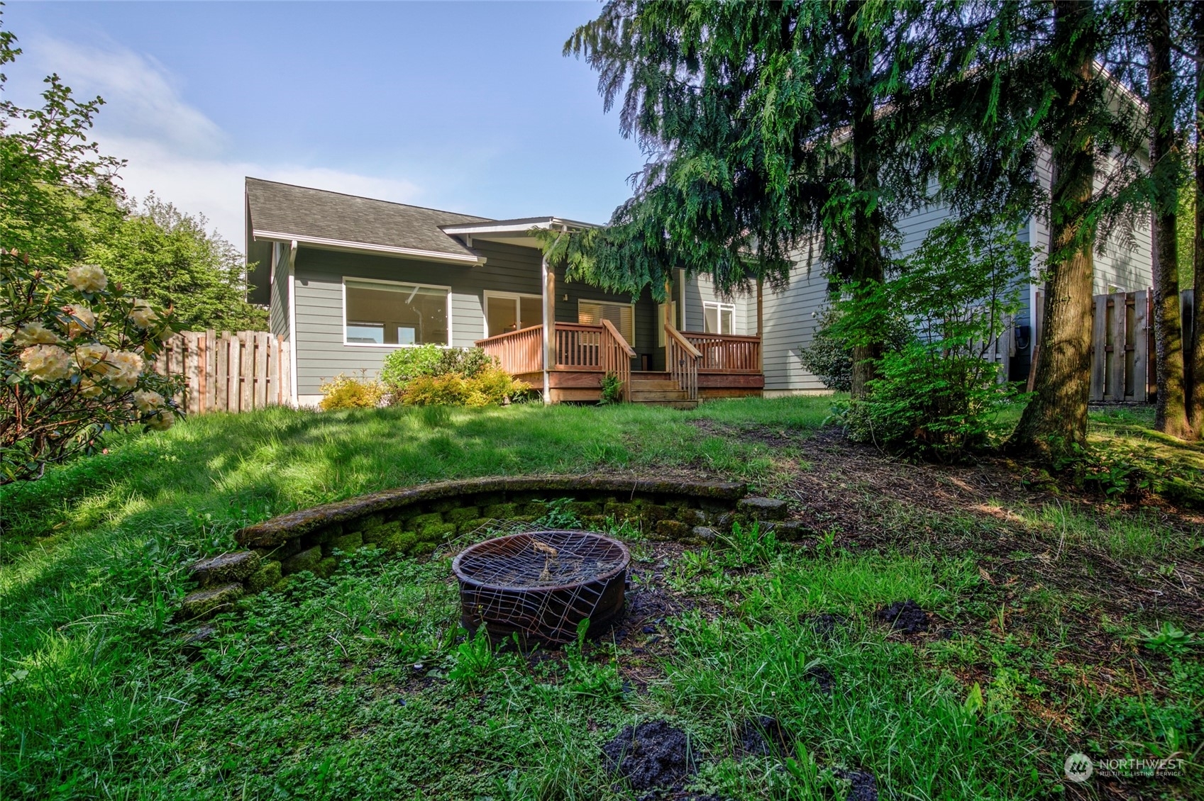 Property Photo:  106 N First Street  WA 98571 