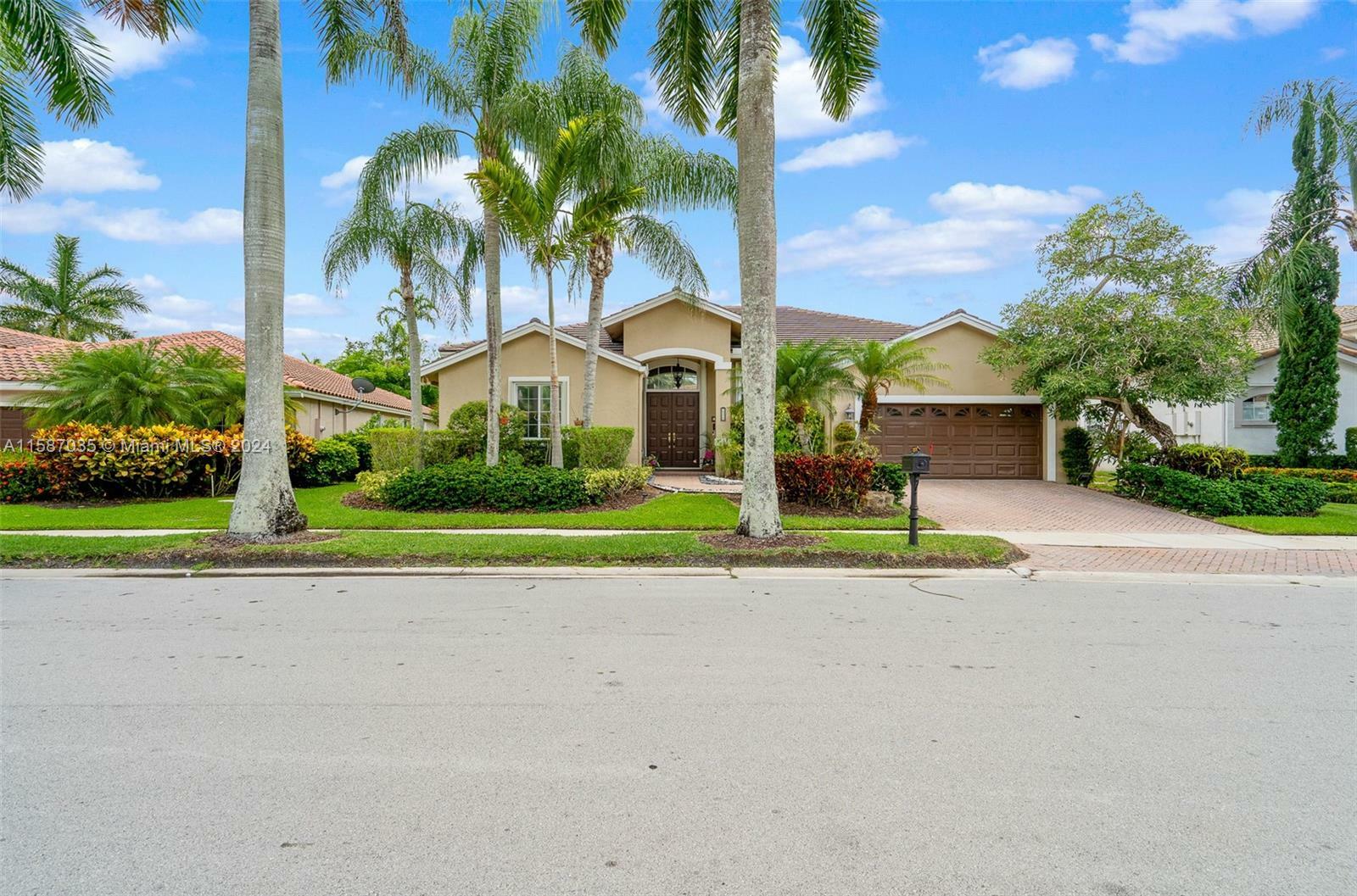 Property Photo:  2575 Jardin Dr  FL 33327 