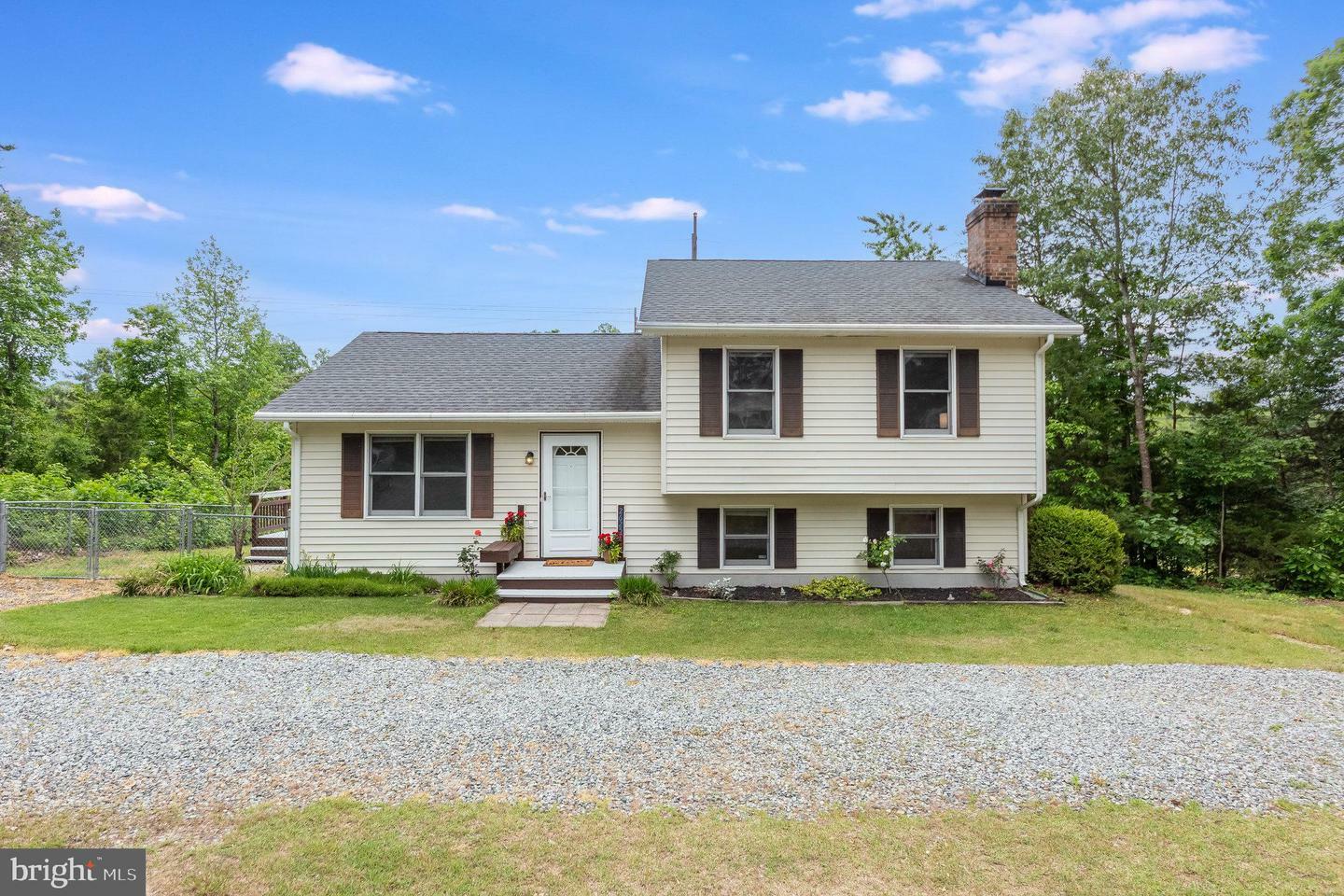 Property Photo:  26257 Austrian Drive  VA 22546 