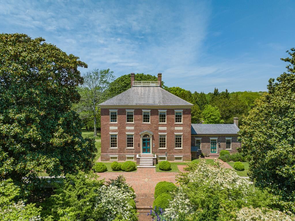 Property Photo: 13485 Wharton Dr VA 23359