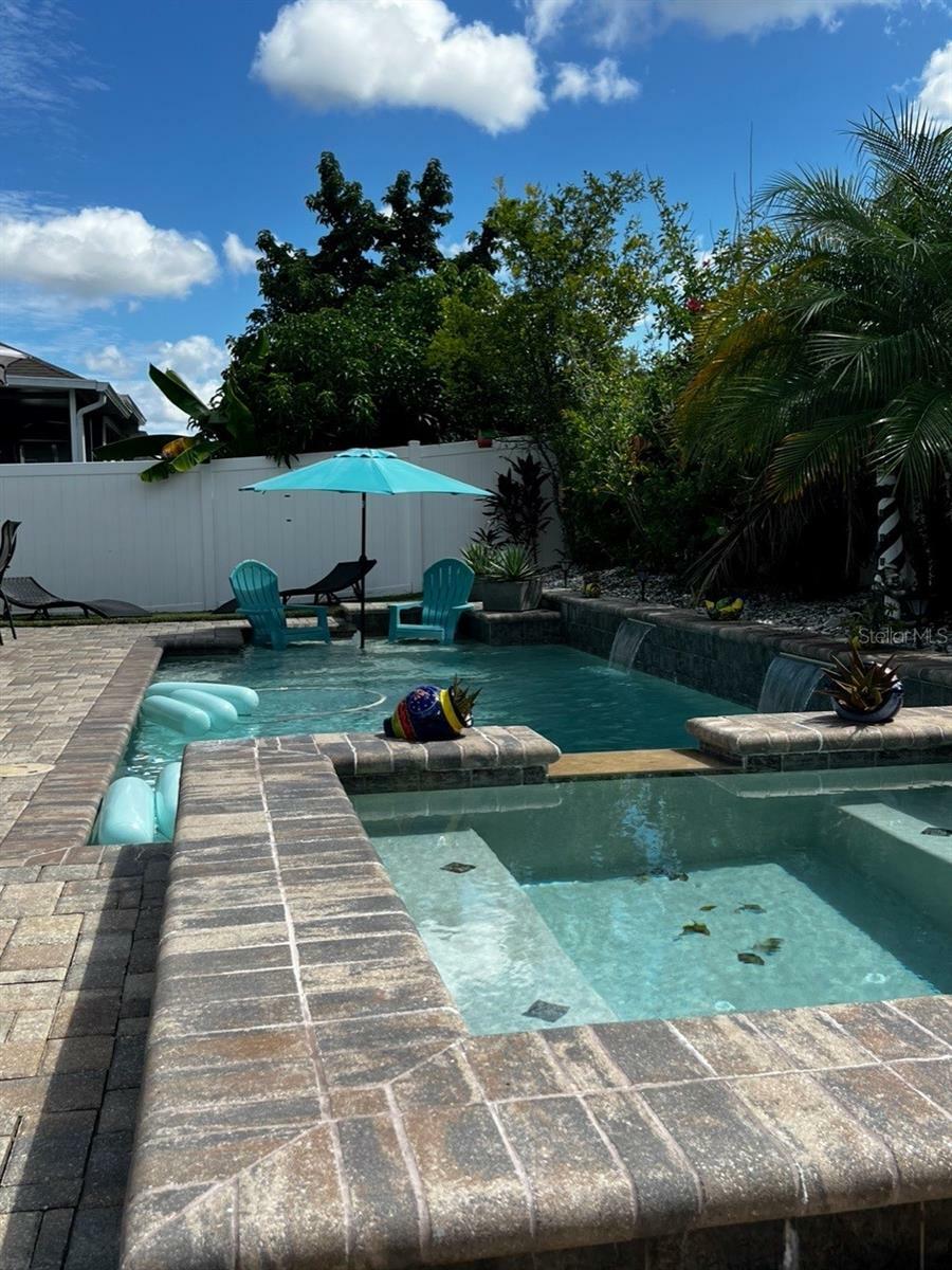 Property Photo:  30618 Palmerston Place  FL 33545 