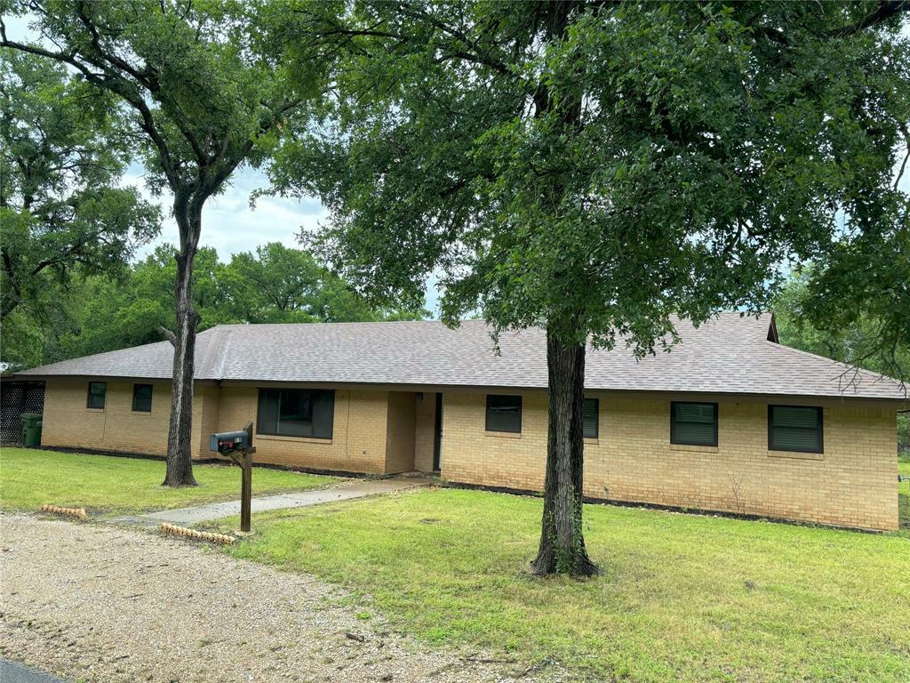 Property Photo:  604 Cedar Street  TX 76067 