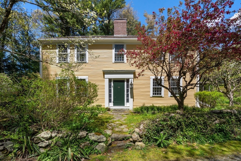 Property Photo:  50 Oliver Pl  MA 02324 