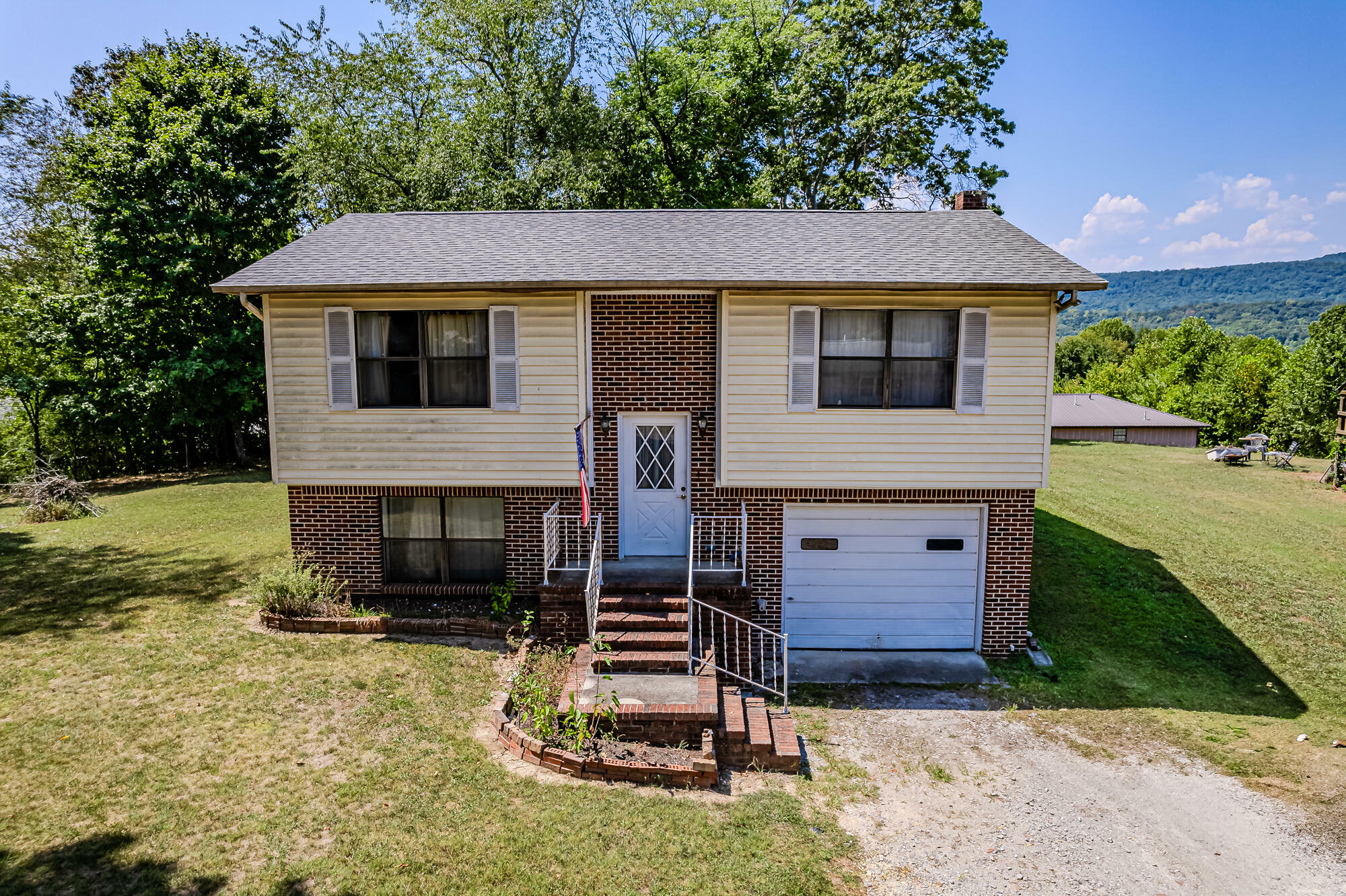 Property Photo:  833 Indian Hills Drive  TN 37321 