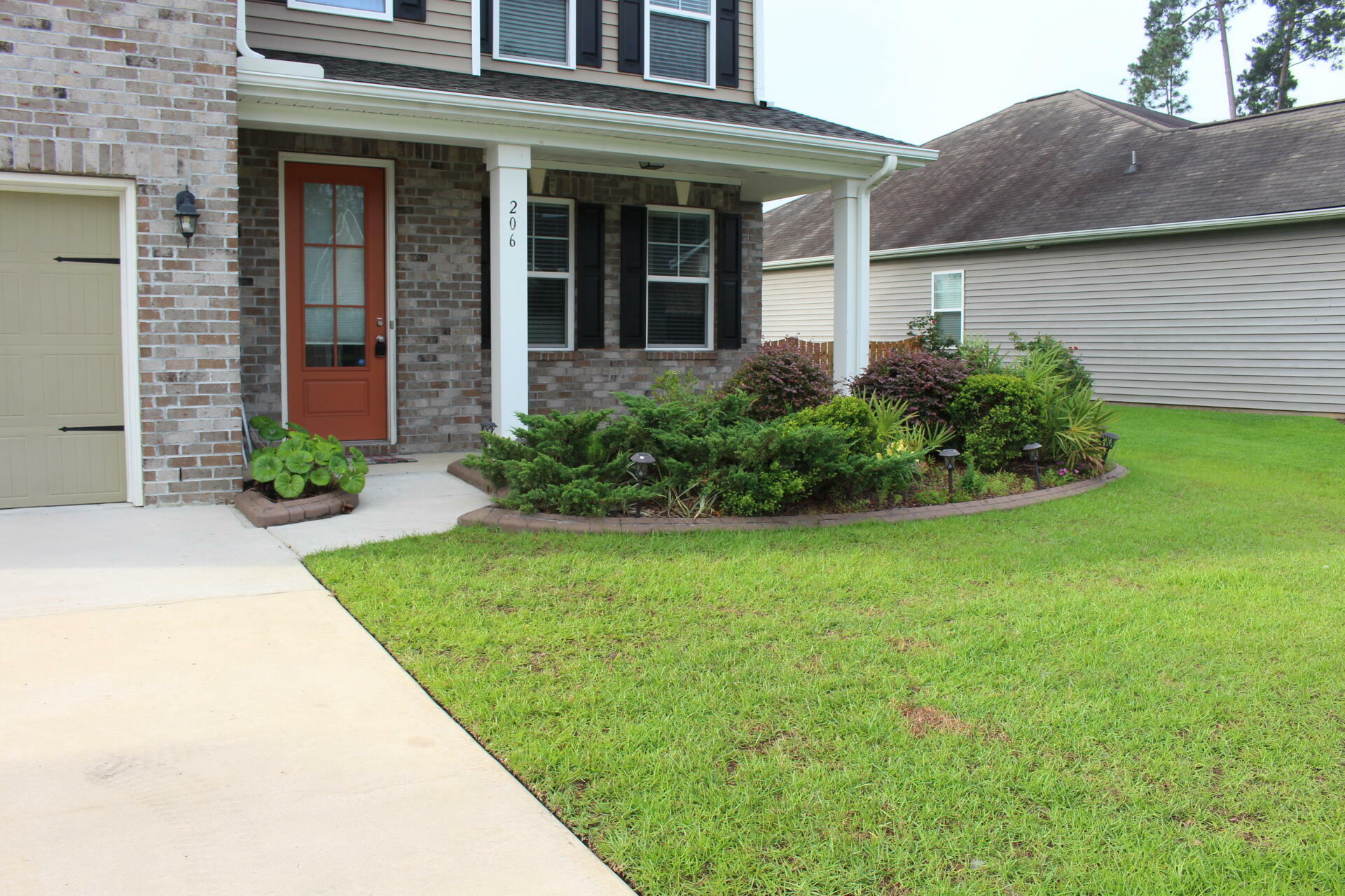 Property Photo:  206 Yeamans Way  SC 29483 