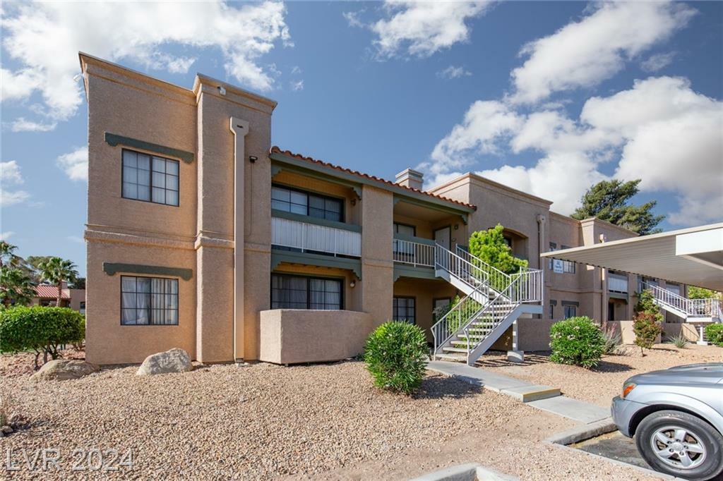 Property Photo:  5162 South Jones Boulevard 202  NV 89118 