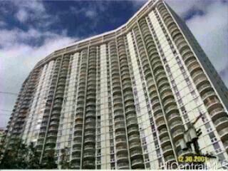 Property Photo: 469 Ena Road 3103 HI 96815