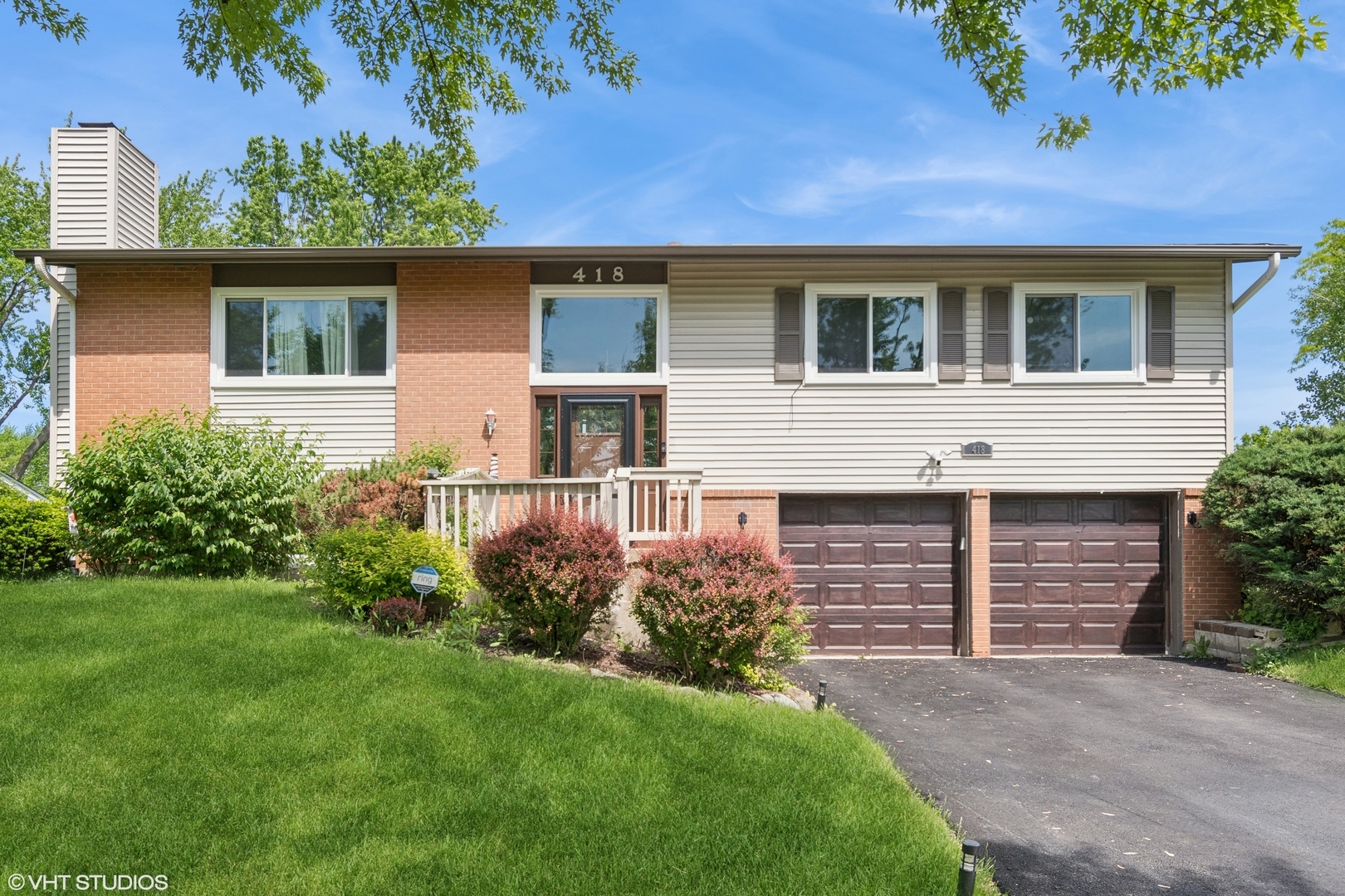 Property Photo: 418 Assembly Drive IL 60440