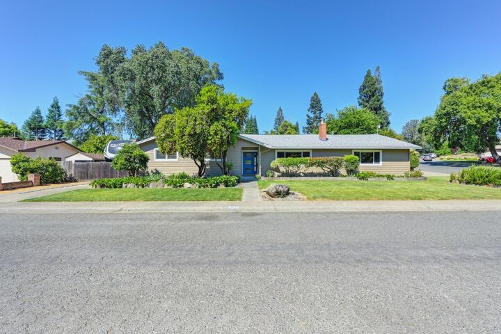 5031 Tommar Drive  Fair Oaks CA 95628 photo