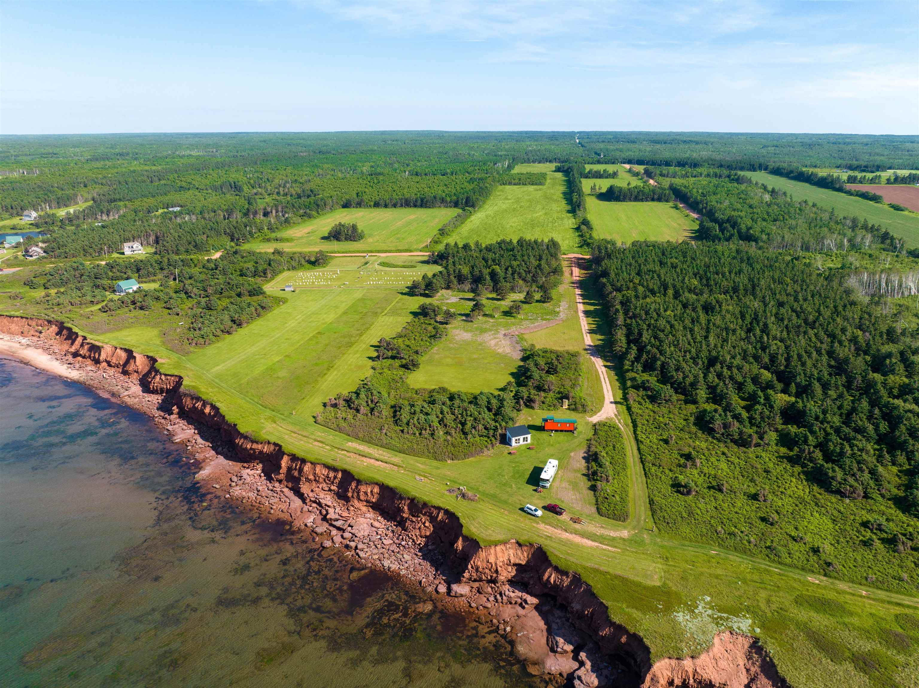 Photo de la propriété:  2019-2 Ed &Amp Sue Caboose Lane  PE C0A 2B0 