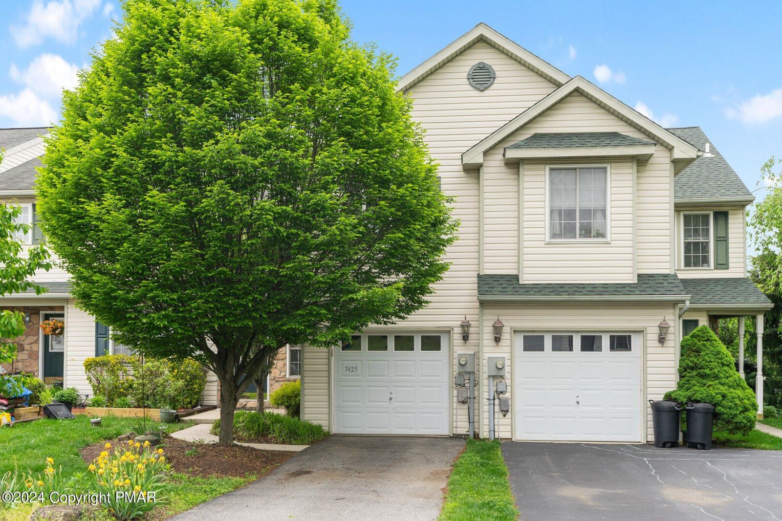 Property Photo: 7425 Falcon Street PA 18066