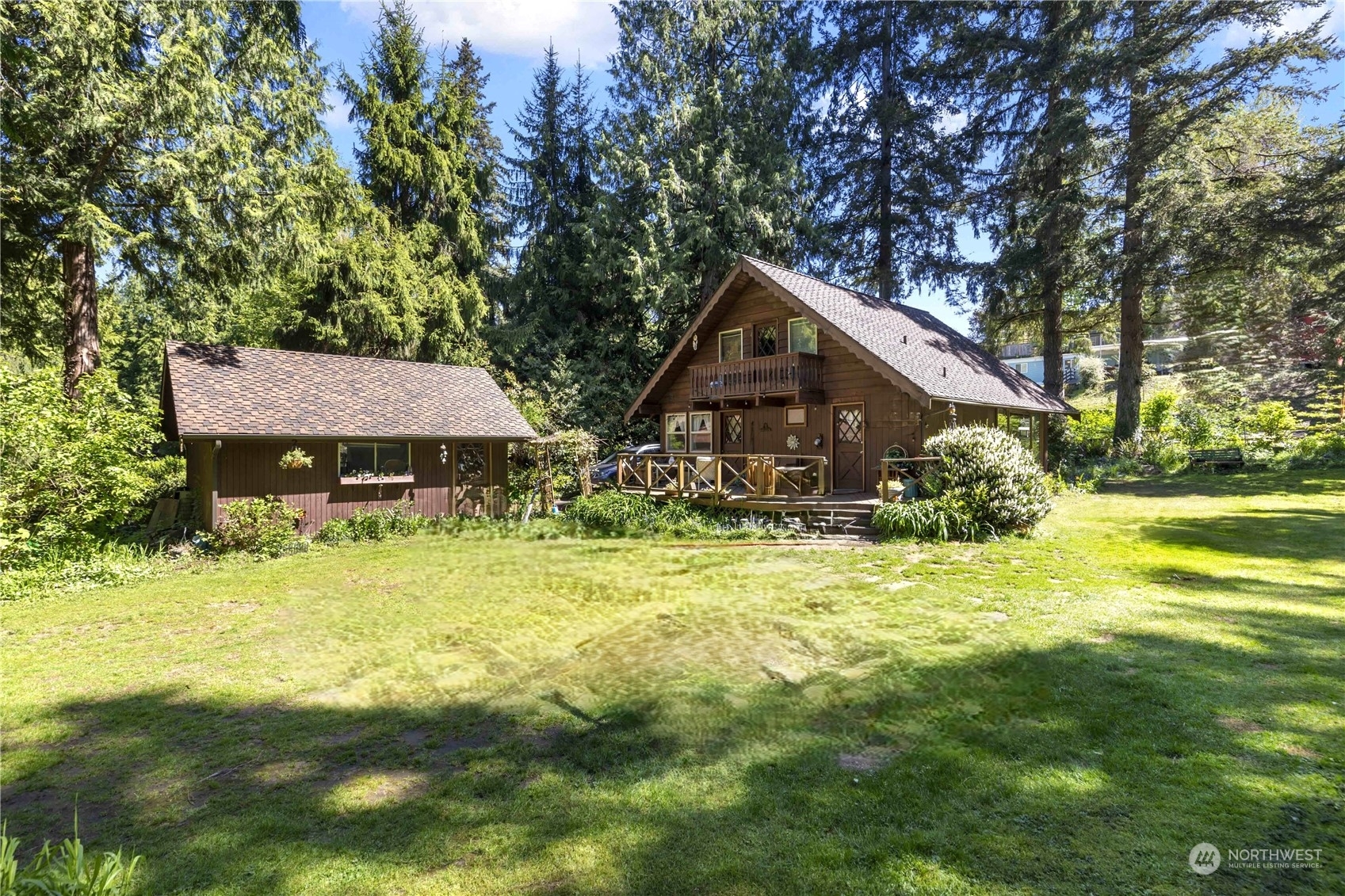 Property Photo:  10269 147th Avenue SE  WA 98059 