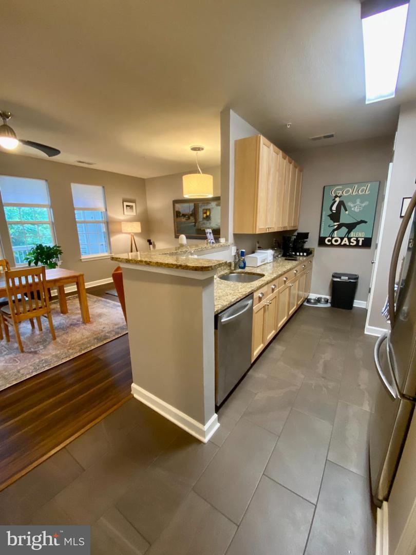 Property Photo: 42421 Rockrose Square 201 VA 20148